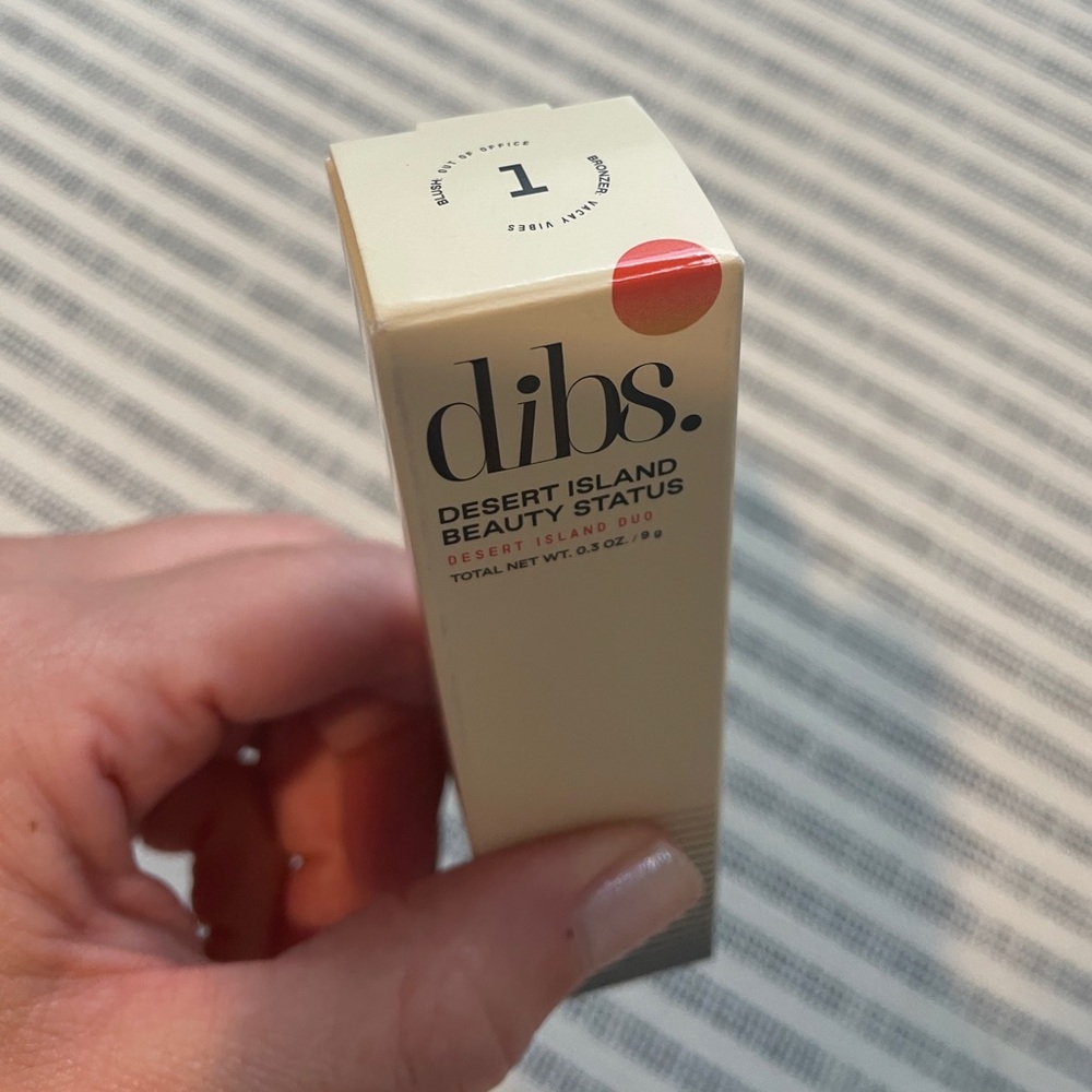 Desert Island Beauty Status “dibs.”Bronzer/Blush Duo